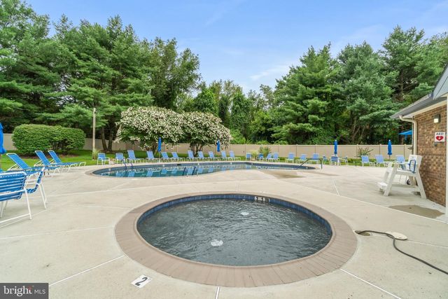 23 HILLTOP LN, Medford, NJ 08055