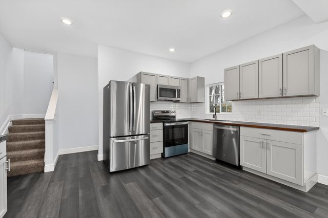 223 4th Avenue, Dayton, KY 41074