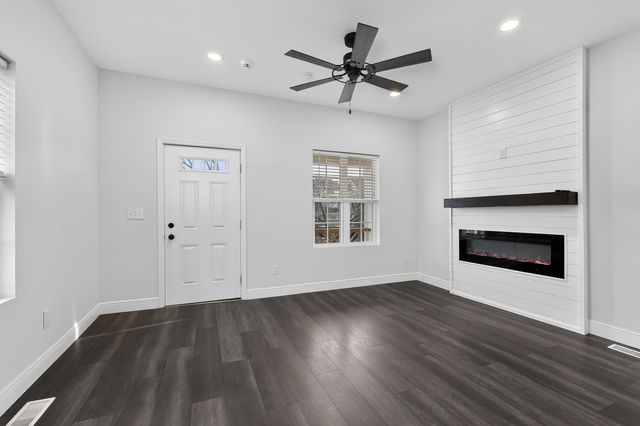 223 4th Avenue, Dayton, KY 41074