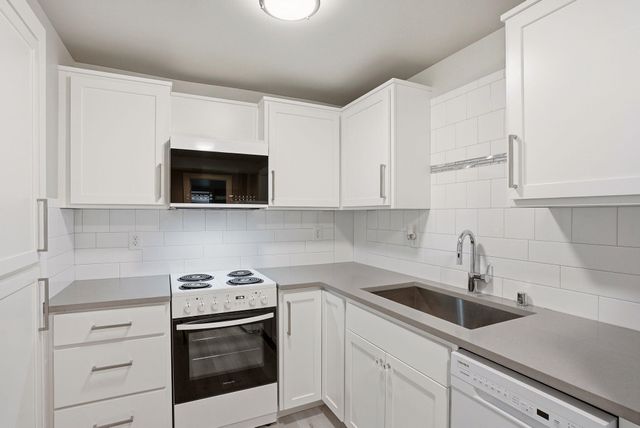 929 W 24th Ave, Spokane, WA 99203