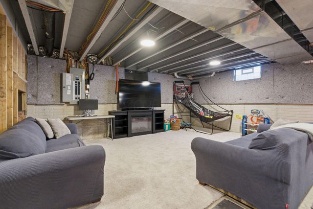 1430 Clover Street, Sunbury, OH 43074