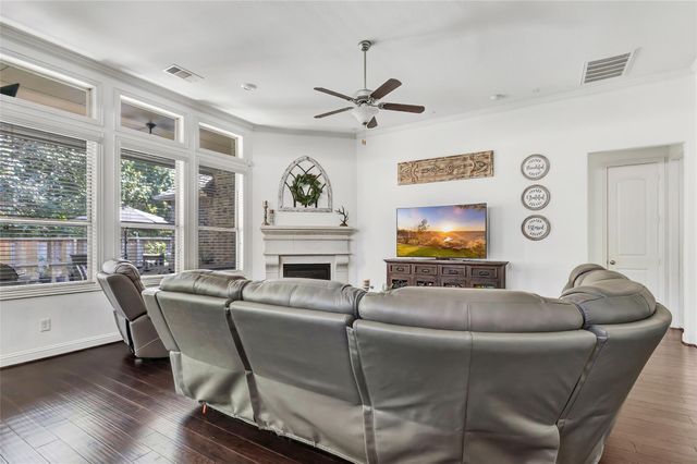 23434 Fauburg Drive, New Caney, TX 77357