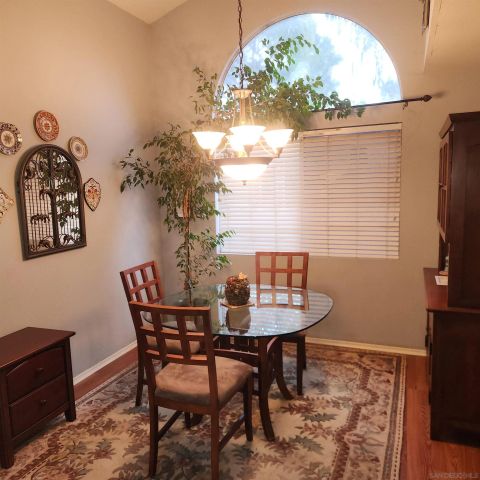 850 Corte Bellagio, Escondido, CA 92026