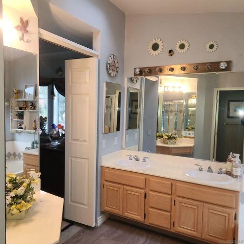 850 Corte Bellagio, Escondido, CA 92026