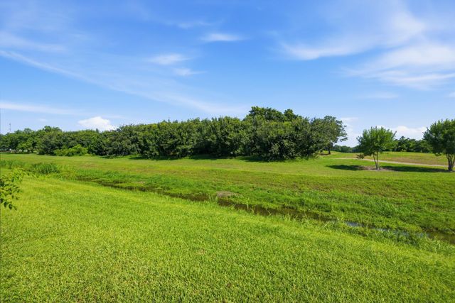 1805 Whitebriar Drive, Deer Park, TX 77536