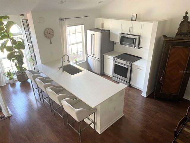 4275 CASTLEBRIDGE LANE 1324, Sarasota, FL 34238