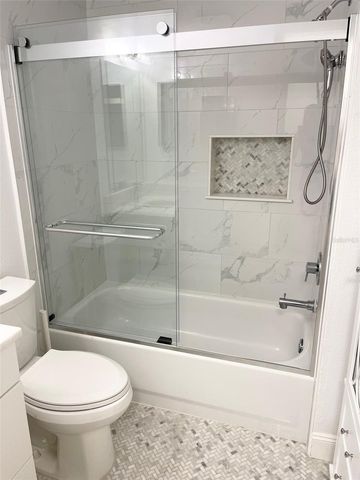 4275 CASTLEBRIDGE LANE 1324, Sarasota, FL 34238