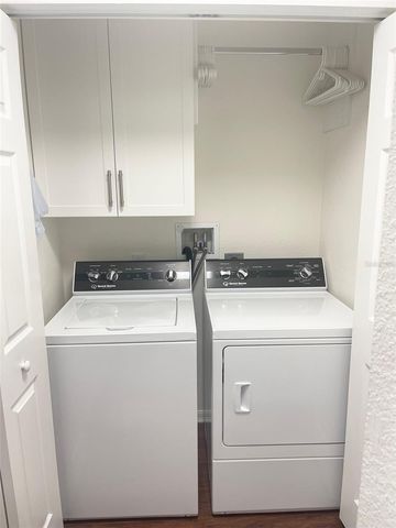 4275 CASTLEBRIDGE LANE 1324, Sarasota, FL 34238