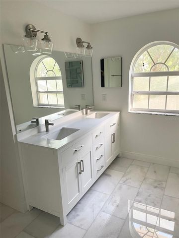 4275 CASTLEBRIDGE LANE 1324, Sarasota, FL 34238