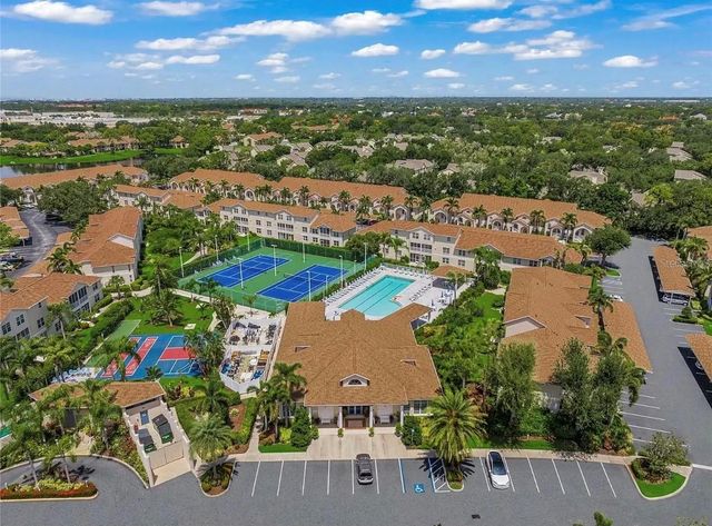 4275 CASTLEBRIDGE LANE 1324, Sarasota, FL 34238