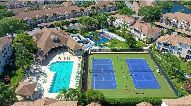 4275 CASTLEBRIDGE LANE 1324, Sarasota, FL 34238