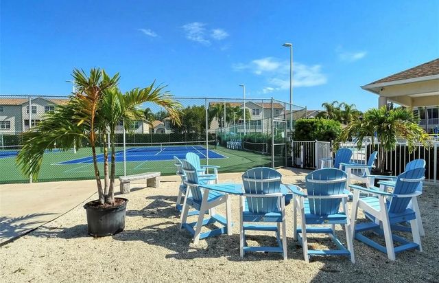 4275 CASTLEBRIDGE LANE 1324, Sarasota, FL 34238