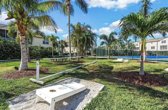 4275 CASTLEBRIDGE LANE 1324, Sarasota, FL 34238