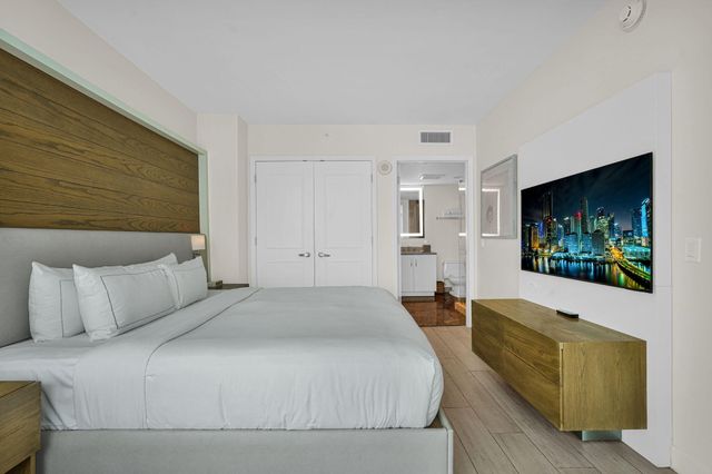 505 N Fort Lauderdale Beach Boulevard 2214, Fort Lauderdale, FL 33304
