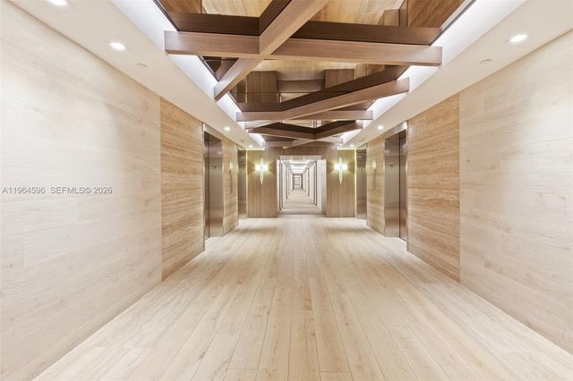 2301 Collins Avenue 504, Miami Beach, FL 33139