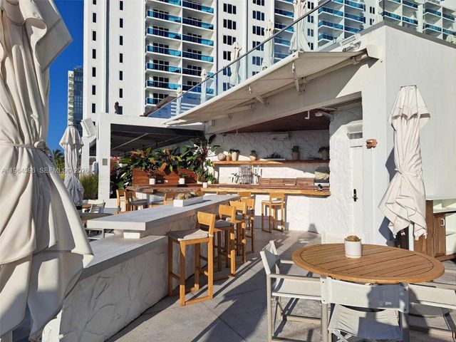 2301 Collins Avenue 504, Miami Beach, FL 33139
