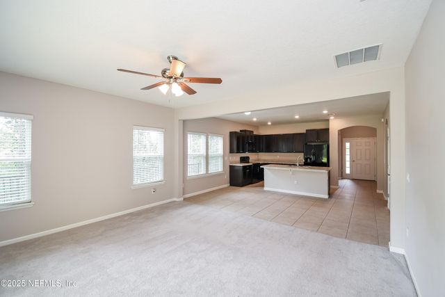 5366 PRESTON BENTLEY Drive, Jacksonville, FL 32218