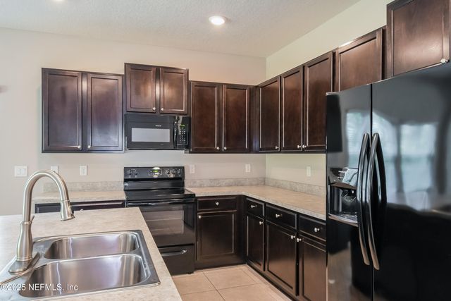 5366 PRESTON BENTLEY Drive, Jacksonville, FL 32218