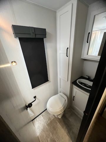 886 S San Pedro Road, Golden Valley, AZ 86413