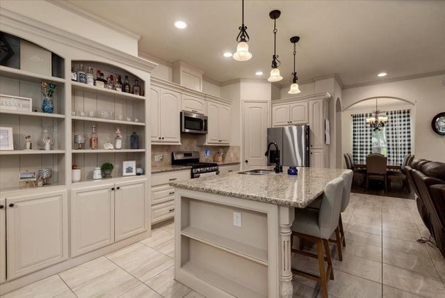 611 Parthenon Place, New Caney, TX 77357