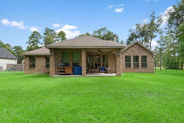 611 Parthenon Place, New Caney, TX 77357