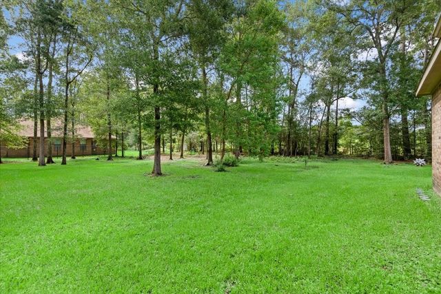 611 Parthenon Place, New Caney, TX 77357