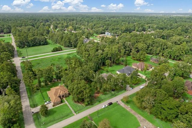 611 Parthenon Place, New Caney, TX 77357