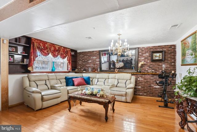 5429 HALPIN AVE, Pennsauken, NJ 08109