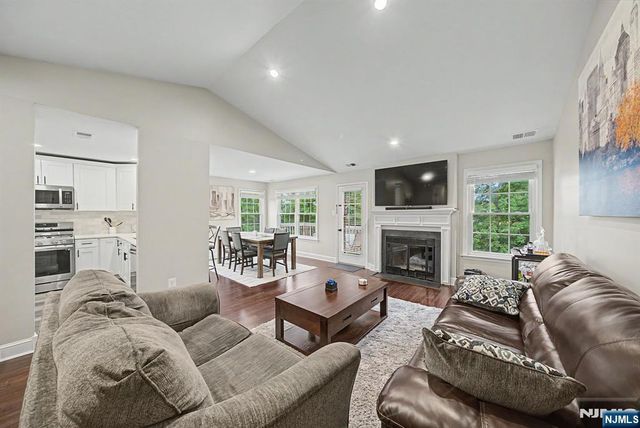 3 Juniper Court 125, Clifton, NJ 07014