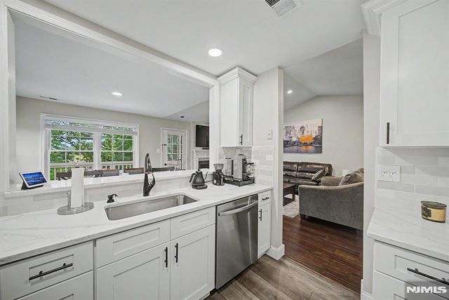 3 Juniper Court 125, Clifton, NJ 07014