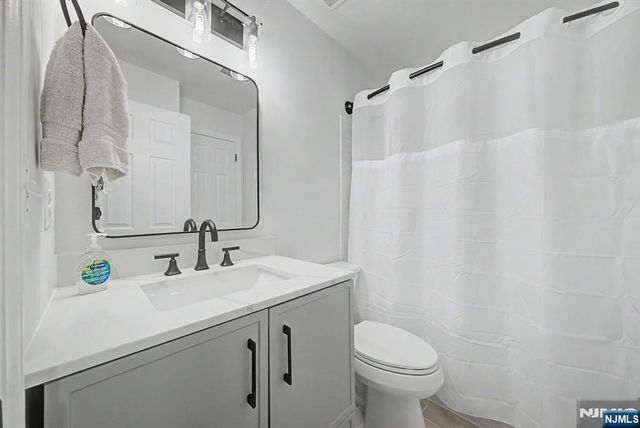3 Juniper Court 125, Clifton, NJ 07014