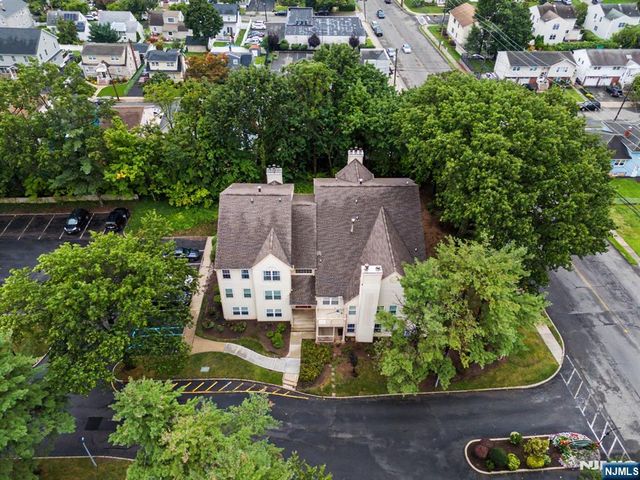 3 Juniper Court 125, Clifton, NJ 07014