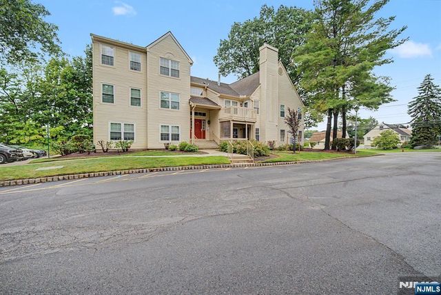 3 Juniper Court 125, Clifton, NJ 07014