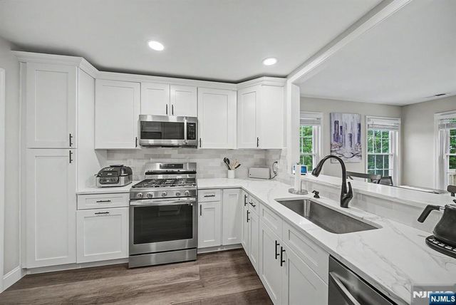 3 Juniper Court 125, Clifton, NJ 07014