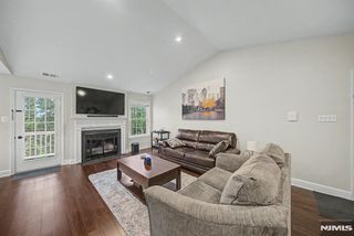 3 Juniper Court 125, Clifton, NJ 07014