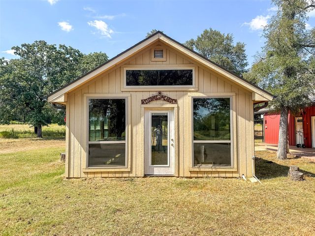 423 HCR 1439, Covington, TX 76636