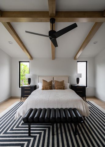 4235 Somerville Avenue, Dallas, TX 75206