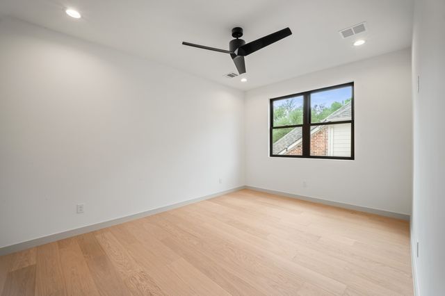 4235 Somerville Avenue, Dallas, TX 75206