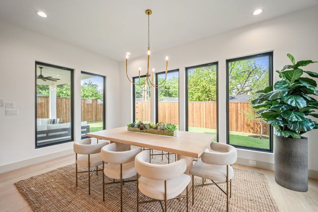 4235 Somerville Avenue, Dallas, TX 75206