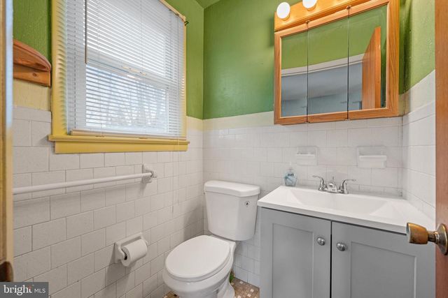 866 N BREWSTER RD, Vineland, NJ 08361