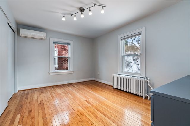 6526 Rosemoor St, Squirrel Hill, PA 15217