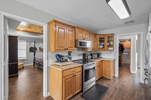 169 VZ County Road 1503, Van, TX 75790