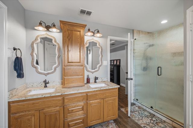 169 VZ County Road 1503, Van, TX 75790