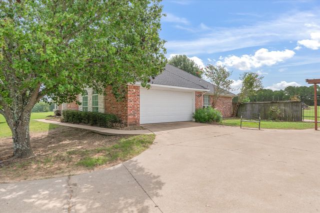 169 VZ County Road 1503, Van, TX 75790