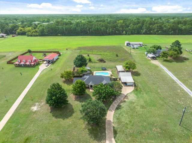 169 VZ County Road 1503, Van, TX 75790