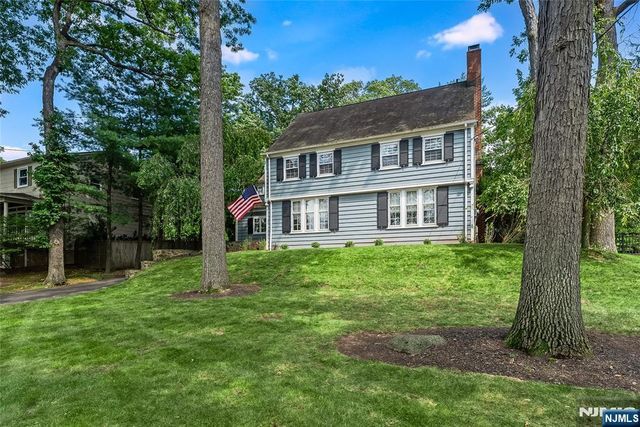 51 Afterglow Avenue, Verona, NJ 07044