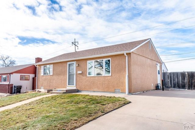 1523 Jerry Murphy Rd, Pueblo, CO 81001