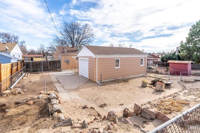 1523 Jerry Murphy Rd, Pueblo, CO 81001