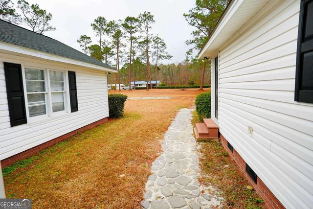 708 Miles Road, Baxley, GA 31513