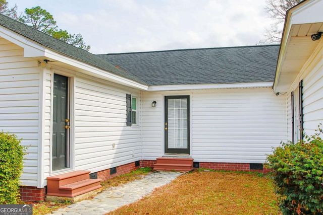 708 Miles Road, Baxley, GA 31513